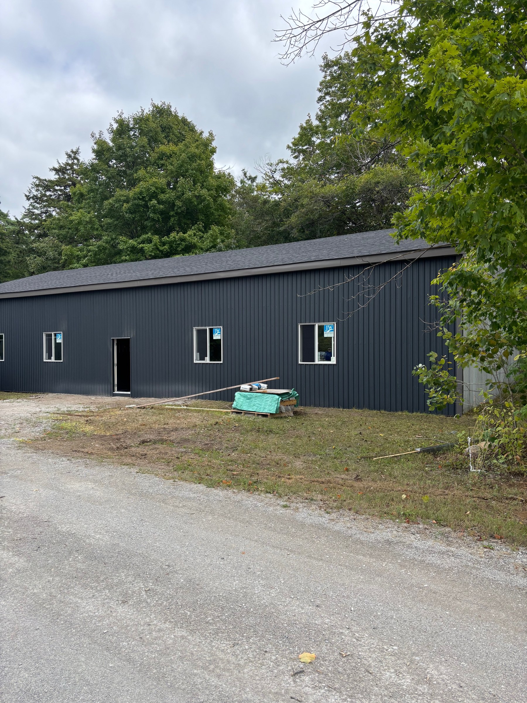 Washago barn — completed re-clad, side elevation